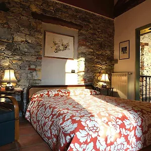 Couette-café Il Cortile - Casa D'artista, Casalzuigno