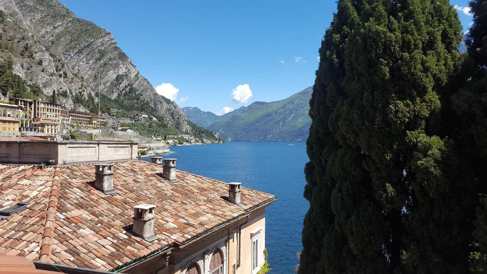 Casa L'Andrunèl Limone sul Garda Italia